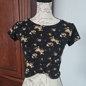 Black Cropped Fitted Short Sleeve Tee